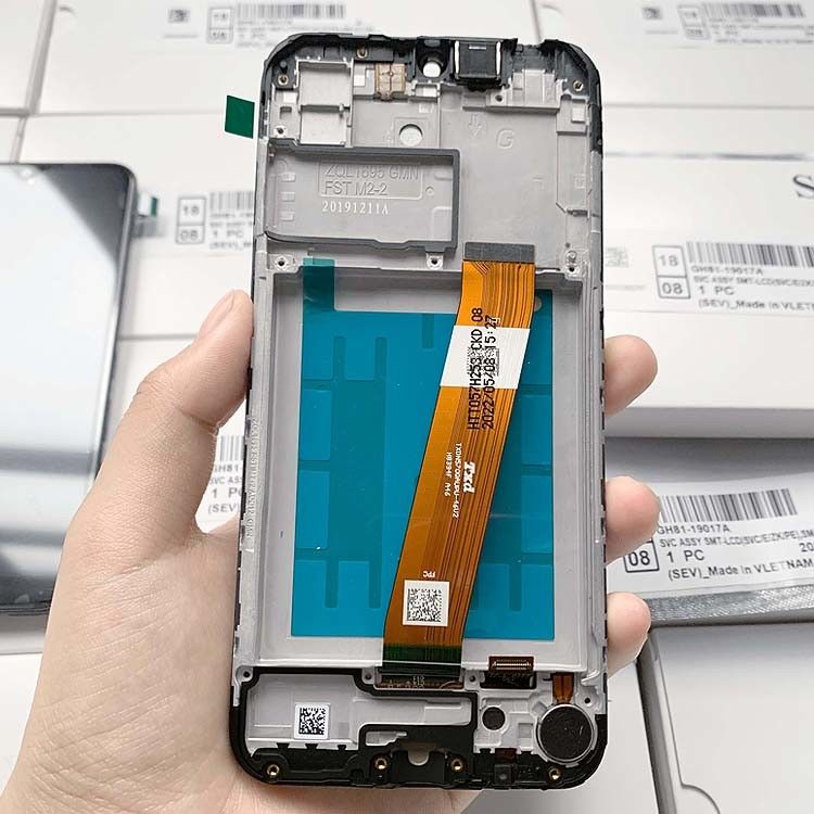 A01 LCD Ekran Ekran Çerçeveli LCD  A01 Toptan Servis Paketi LCDS  A105 Orijinal Telefon Pantalla